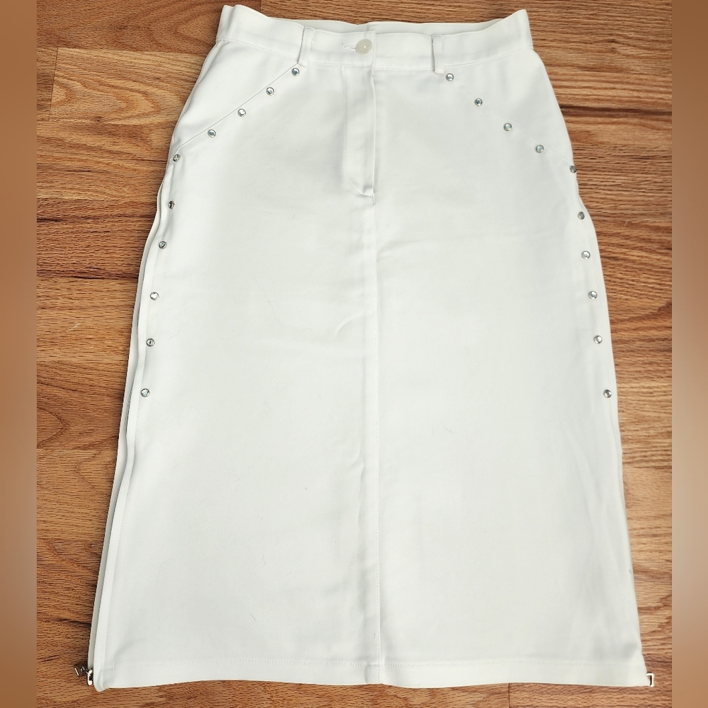 Women's skirt. Size S